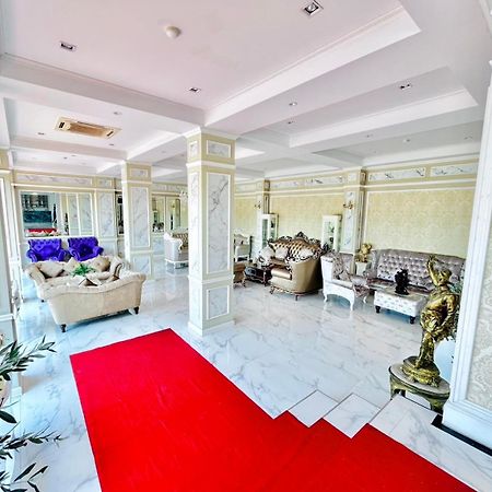 Отель Napheera Royal Tel Ban Khlong Bang Krathiam Экстерьер фото